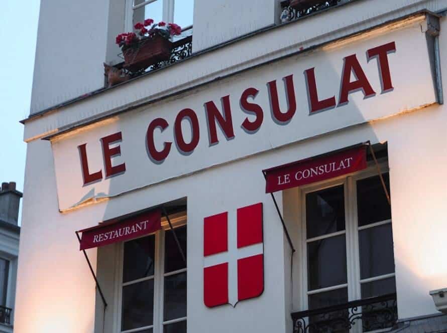 Consultation artisanale pour la restauration d’un meuble ancien à Grimbergen